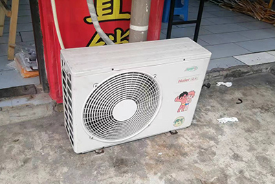 霞山空调突然不制冷只吹自然风怎么办？